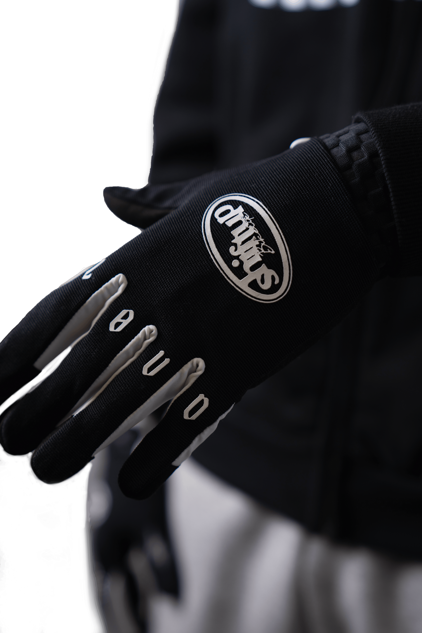 LIVE LOUD GLOVES